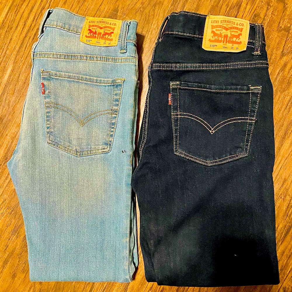 2 Pair of Levi’s- 28x28 and 29x29